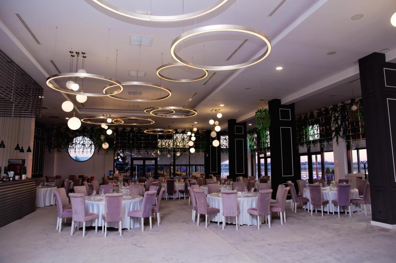 Hotel Evergreen Amara Exterior photo