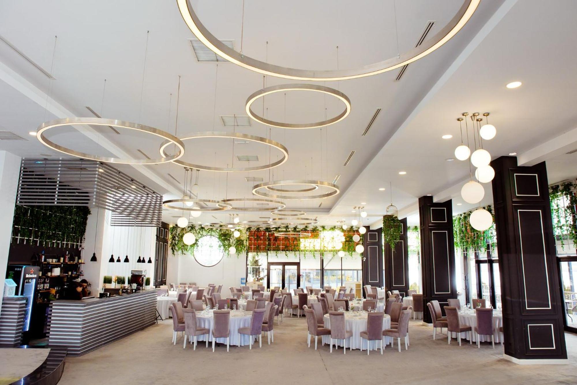 Hotel Evergreen Amara Exterior photo